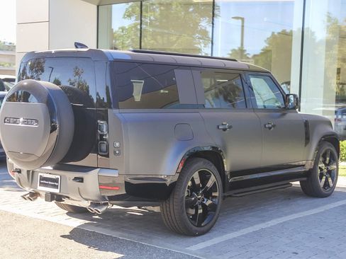 New 2026 Land Rover Defender 130 V8 image 6