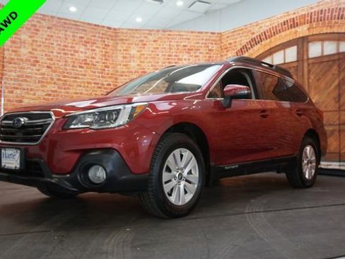 Used 2019 Subaru Outback 2.5i Premium image 3
