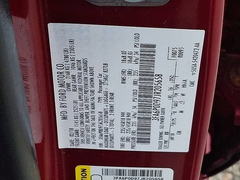Used 2018 Ford Fusion Titanium AWD/4WD image 25