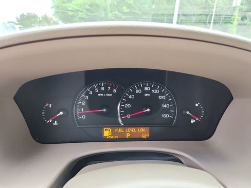 Used 2005 Cadillac STS V8 w/ Preferred Equipment Group AWD/4WD image 9