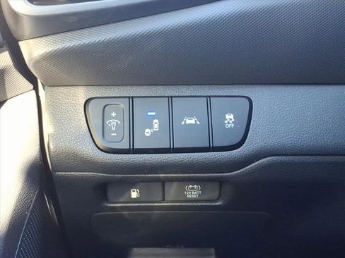 Certified 2022 Hyundai Ioniq SEL image 24