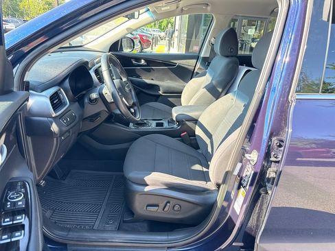 Used 2019 Kia Sorento S AWD/4WD image 11