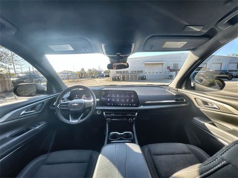 Used 2024 Chevrolet Traverse LS image 19