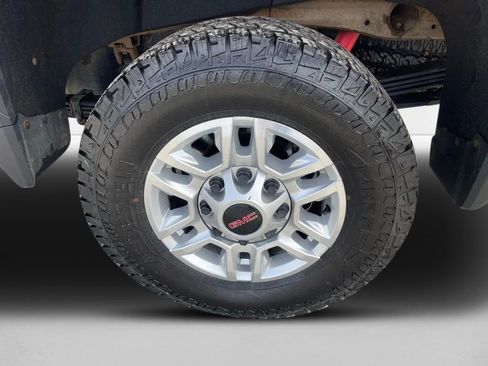 Used 2022 GMC Sierra 2500 SLE w/ SLE Convenience Package AWD/4WD image 14
