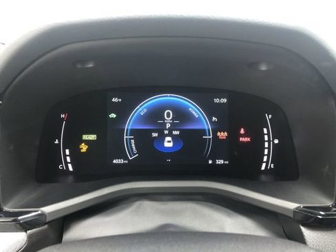 Used 2025 Toyota Camry LE image 16