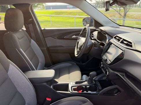 Used 2023 Chevrolet TrailBlazer LT w/ Convenience Package AWD/4WD image 30