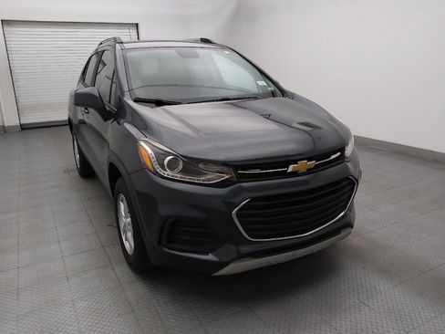 Used 2021 Chevrolet Trax LT AWD/4WD image 14