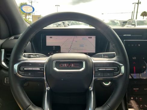 Used 2025 GMC Terrain Elevation w/ Elevation Premium Package AWD/4WD image 20