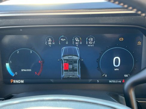 Used 2024 Ford F450 Platinum w/ FX4 Off-Road Package image 17