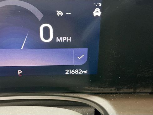 Used 2025 Buick Encore GX Preferred image 3