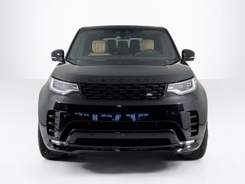 Used 2025 Land Rover Discovery Dynamic SE AWD/4WD image 8