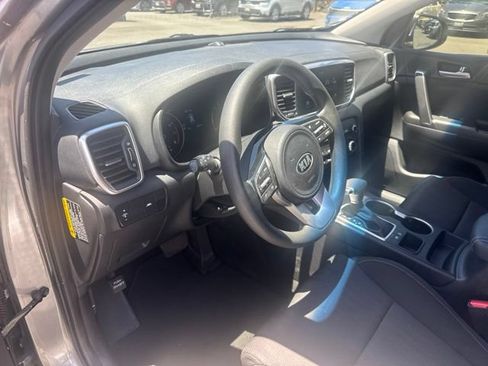 Used 2022 Kia Sportage LX FWD image 17