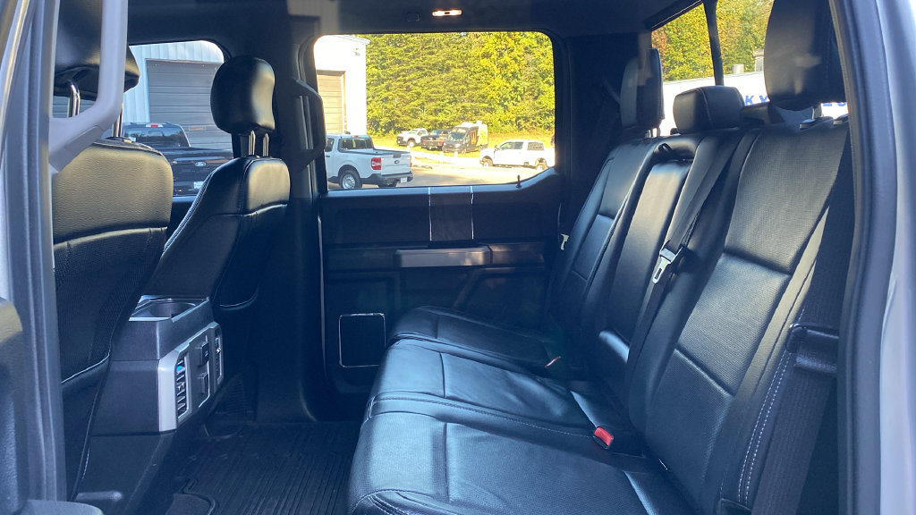 Used 2017 Ford F250 Lariat w/ Lariat Ultimate Package AWD/4WD image 14