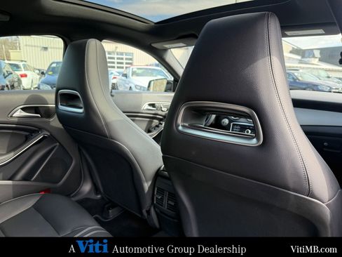 Used 2019 Mercedes-Benz CLA 250 4MATIC image 26