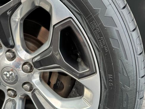 Used 2019 RAM 1500 Limited image 14