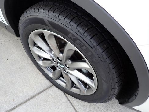 Certified 2022 Lincoln Corsair AWD w/ Premium Package image 10