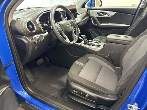 Certified 2025 Chevrolet Blazer LT FWD image 11