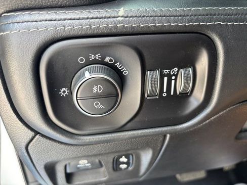 Used 2019 RAM 1500 Limited AWD/4WD image 54