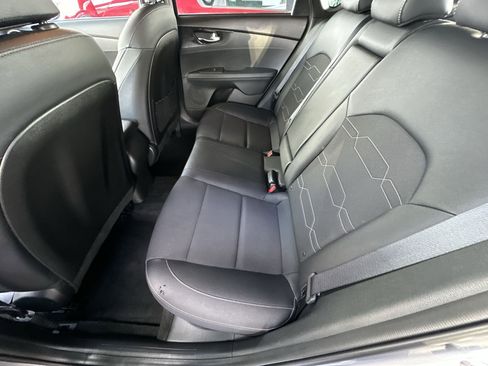 Used 2023 Kia Forte GT-Line image 27