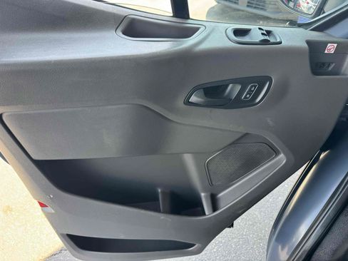 Used 2020 Ford Transit 250 148 High Roof Extended RWD image 9