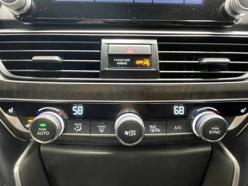 Used 2019 Honda Accord EX image 22