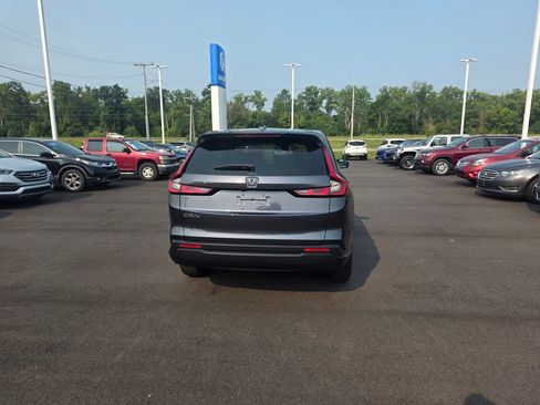 New 2026 Honda CR-V LX image 4