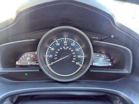 Used 2017 MAZDA MAZDA3 Sport image 14