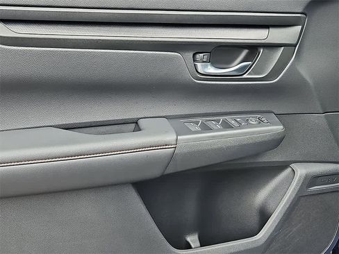 Certified 2023 Honda CR-V Sport image 11