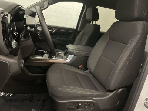 Used 2023 Chevrolet Silverado 1500 RST w/ Convenience Package II AWD/4WD image 13