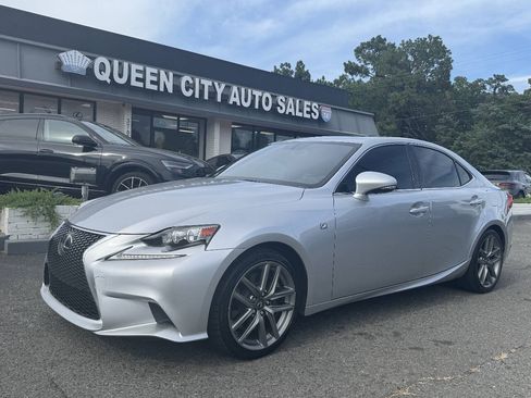Used 2016 Lexus IS 200t RWD image 1