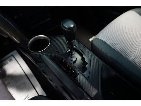 Used 2013 Toyota RAV4 LE image 23