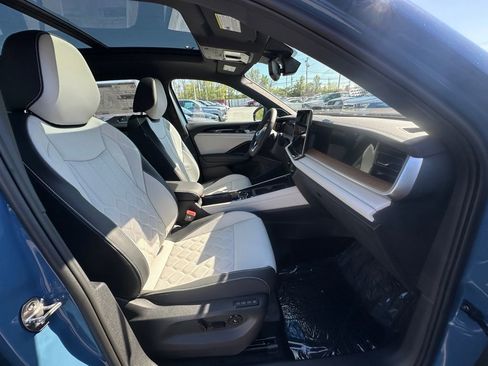 New 2026 Volkswagen Tiguan SEL R-Line AWD/4WD image 25