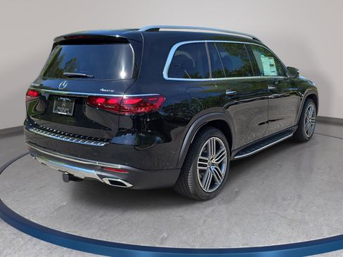 New 2026 Mercedes-Benz GLS 450 4MATIC image 5