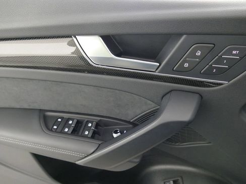 Used 2025 Audi SQ5 Premium Plus AWD/4WD image 25