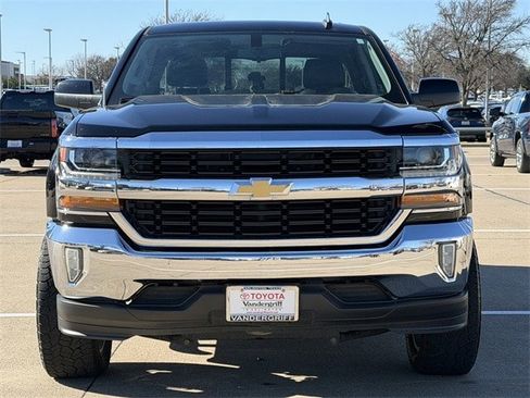 Used 2017 Chevrolet Silverado 1500 LT w/ Texas Edition image 7