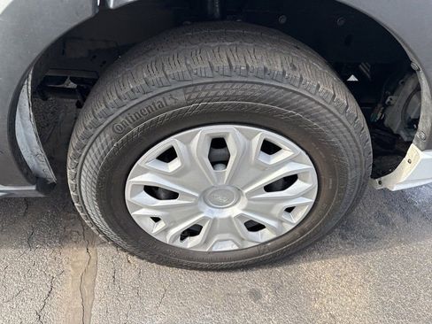 Used 2024 Ford Transit 350 XLT image 23