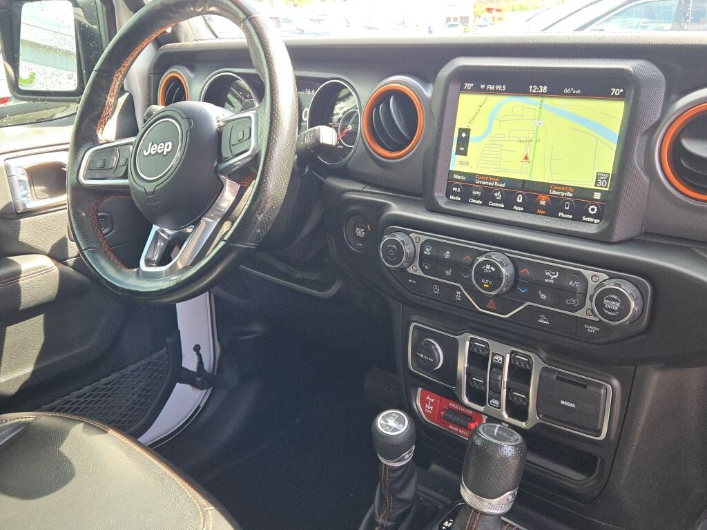 Used 2021 Jeep Gladiator Mojave AWD/4WD image 12