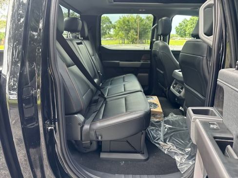 New 2025 Ford F250 Lariat w/ Lariat Ultimate Package image 29