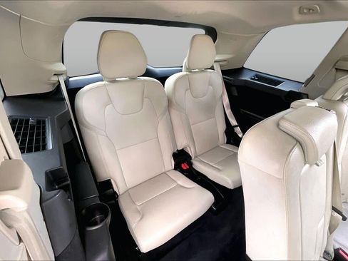 Used 2019 Volvo XC90 T6 Momentum w/ Advanced Package AWD/4WD image 35
