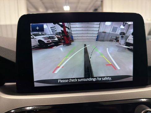 Used 2020 Ford Escape SEL FWD image 25