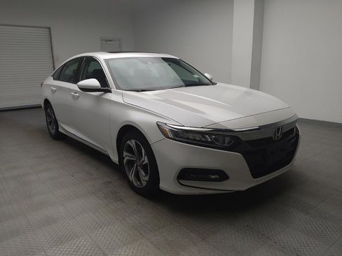 Used 2019 Honda Accord EX image 13