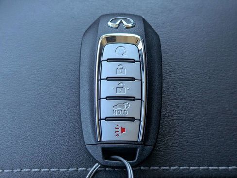 Used 2024 INFINITI QX60 Luxe image 30