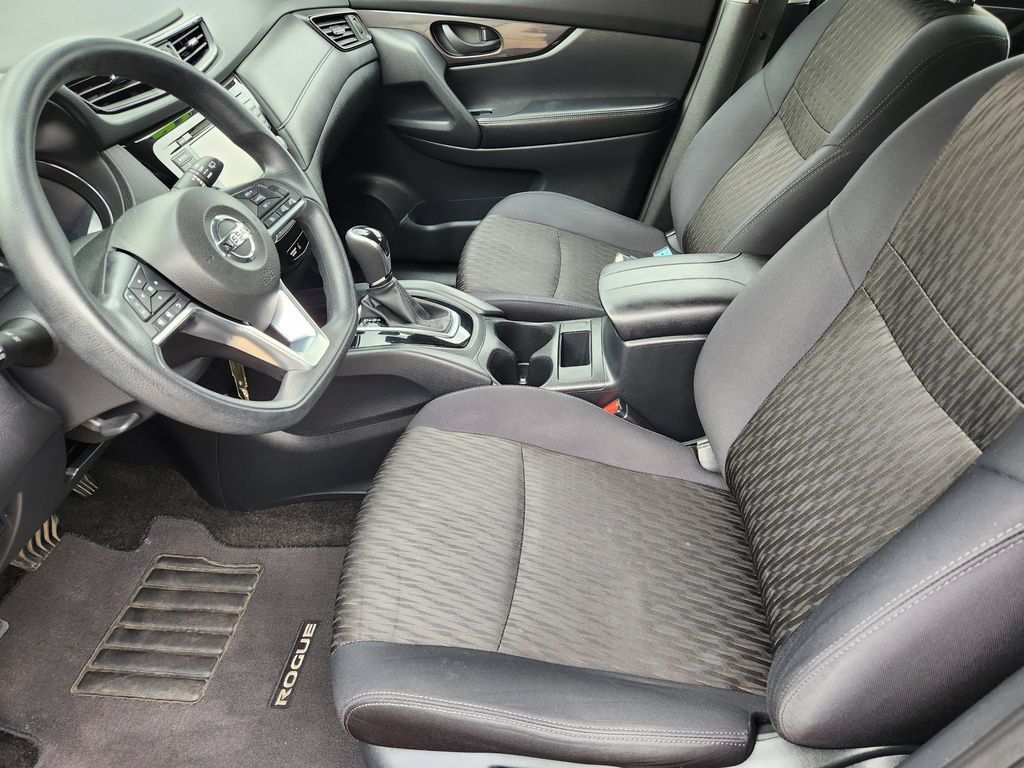 Used 2019 Nissan Rogue S AWD/4WD image 14