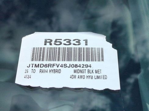 Certified 2025 Toyota RAV4 Limited image 18