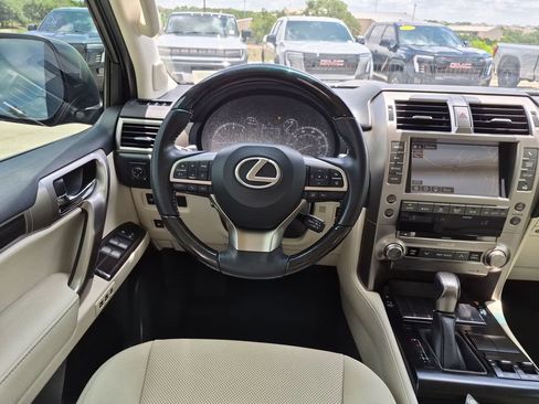 Used 2020 Lexus GX 460 Premium w/ Premium Package AWD/4WD image 34