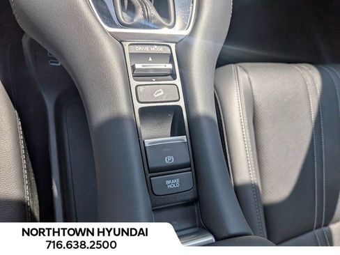 Used 2024 Honda HR-V EX-L image 16