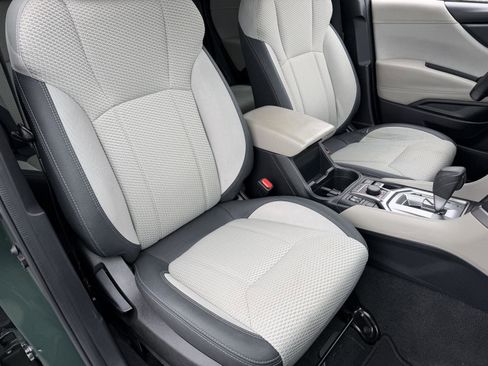 Used 2022 Subaru Forester Premium image 24