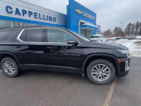 Certified 2023 Chevrolet Traverse LT image 2