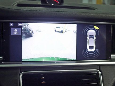 Used 2020 Porsche Panamera 4 AWD/4WD image 18