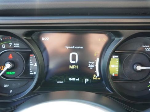 Certified 2025 Jeep Wrangler Unlimited Sahara w/ Safety Group image 34